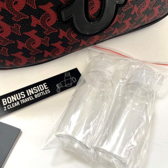 NWT TRUE RELIGION Loaf Toiletry Travel Bag Red Black Horseshoe Logo 9"x5" Bottle - Picture 9 of 9